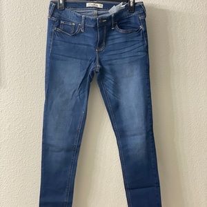 Women’s Hollister Skinny jeans